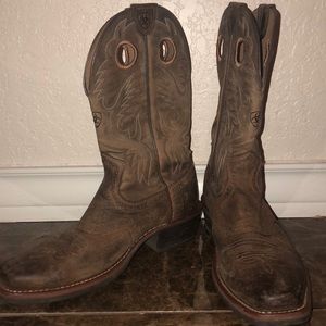 Ariat Cowboys Boots